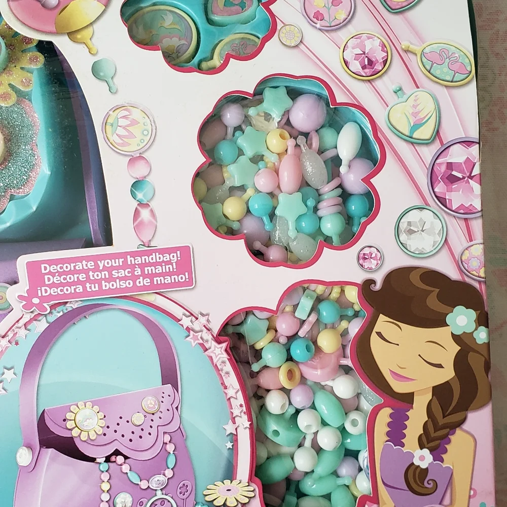 Mixy Fashion Snap Carry All Jewelry Handbag Kit NWT